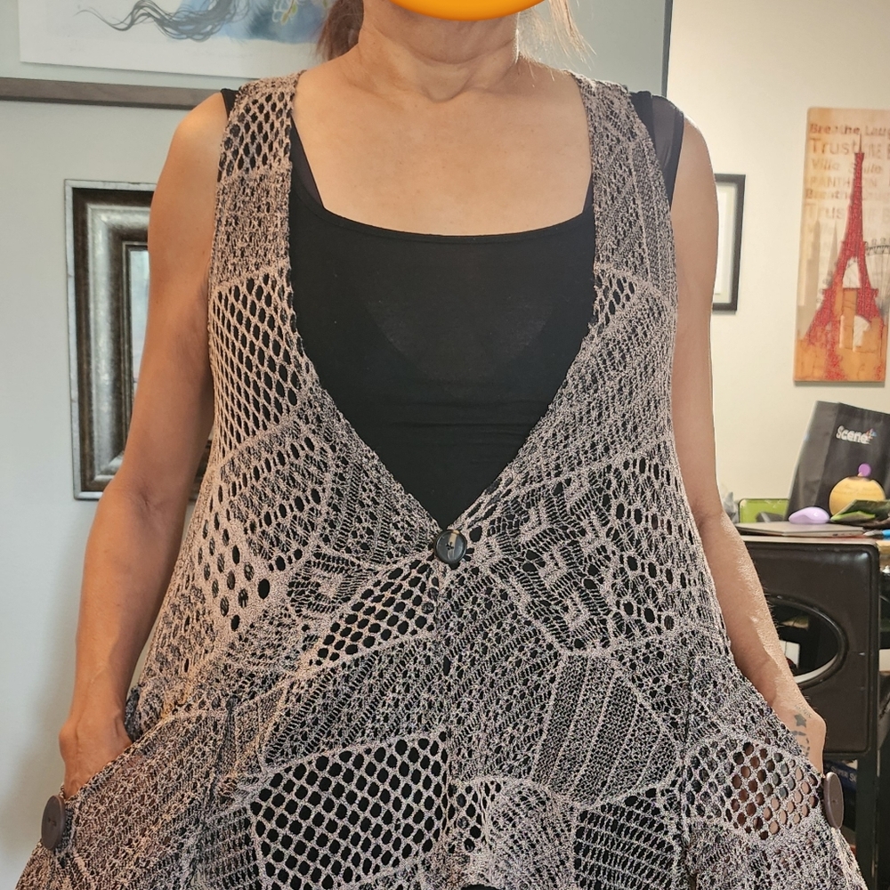 Sleeveless cover